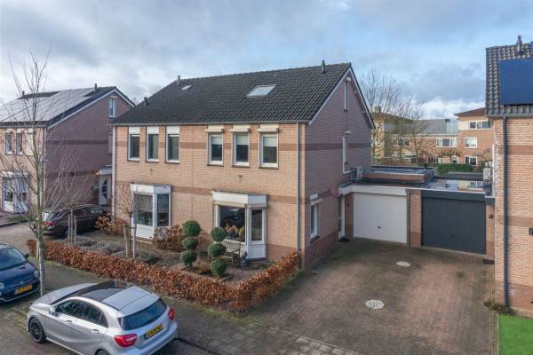 Woning Meidoornlaan 56 Tegelen