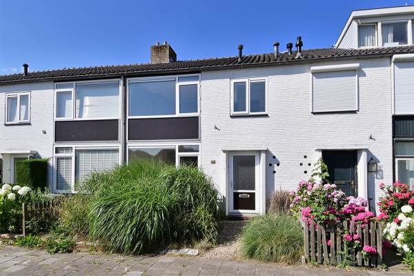 Woning van Limburg Stirumlaan 55 Naarden