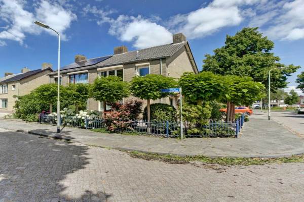 Woning Clemens Maria Hofbauerstraat 2 Roosendaal