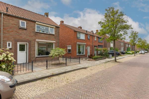 Woning Ambachtsstraat 36 's-Gravenpolder