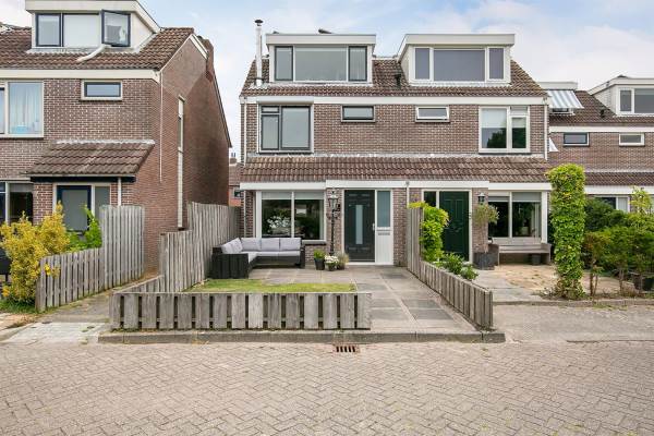 Woning Wonge 30 Warmenhuizen