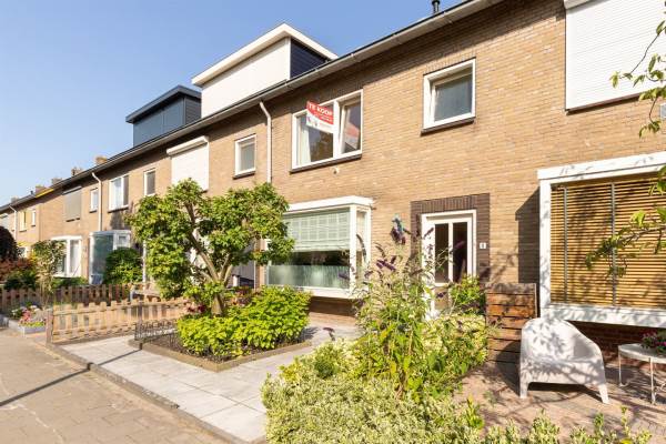 Woning Maasstraat 8 Alphen aan den Rijn