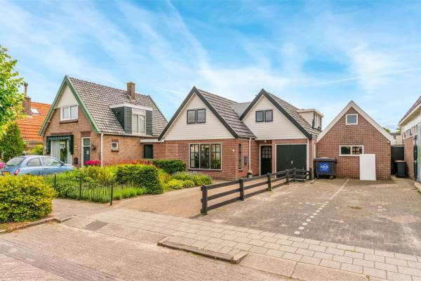Woning Kerkstraat 11 Waarland