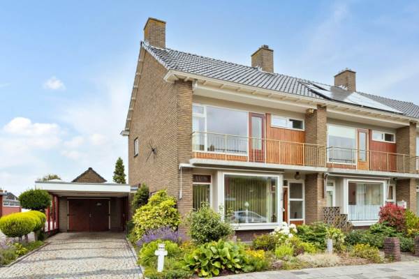 Woning Piet Heinstraat 37 Delfzijl