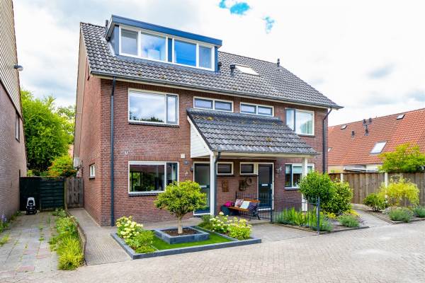 Woning J. Duikerstraat 1b Almelo