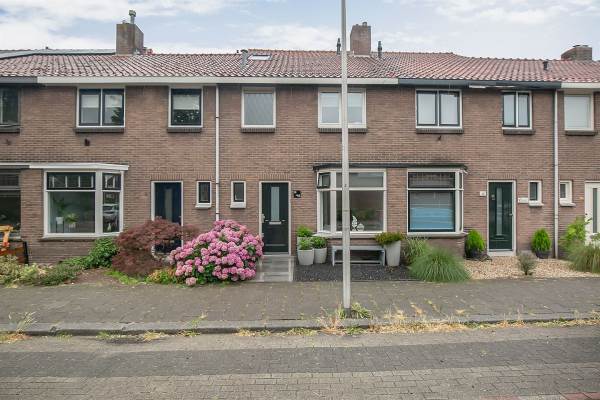 Woning Prins Bernhardstraat 10 Zwijndrecht