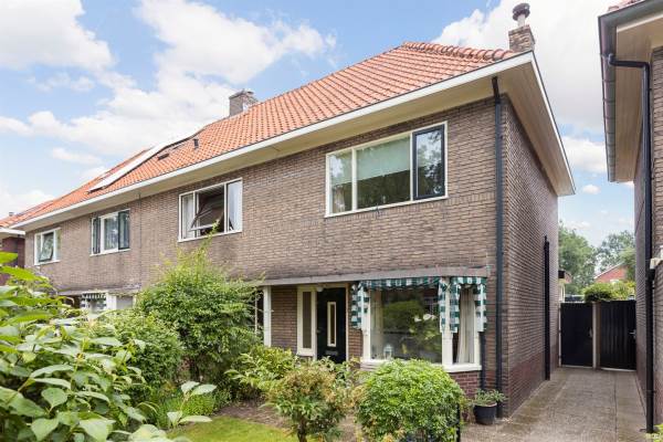 Woning Vriezenveenseweg 145 Almelo