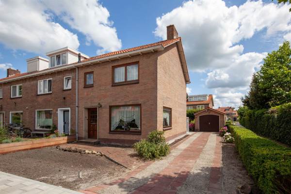 Woning Prinses Margrietlaan 8 Ouderkerk aan de Amstel