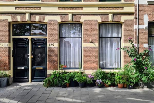 Woning Koningin Emmakade 135 Den Haag