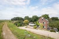 Woning Maasstraat 10 Bergen (LI)