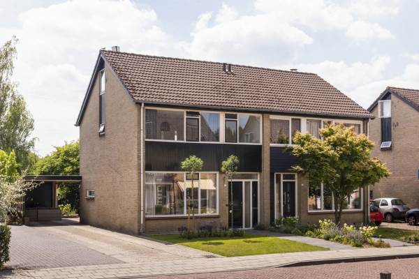 Woning Waardenborchstraat 35 Holten