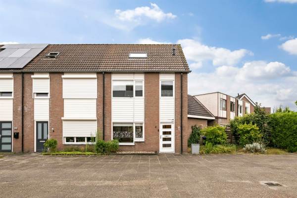 Woning Dijkcentrum 6 Roosendaal