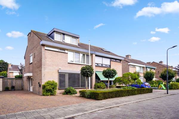 Woning Commissaris Van Voorst tot Voorstlaan 19 Den Bosch