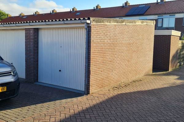 Garage Leendert den Bergerstraat 49 Den Helder