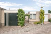 Woning Dr. Wiersemahof 18 Kampen