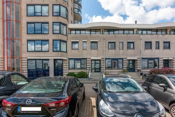 Woning Maasboulevard 84 Spijkenisse