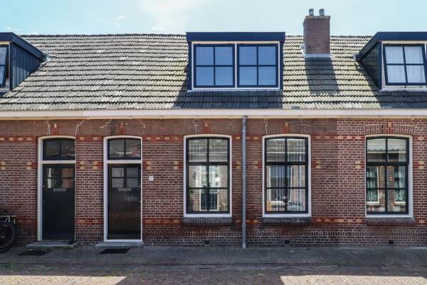 Woning Nutstraat 17 Harlingen