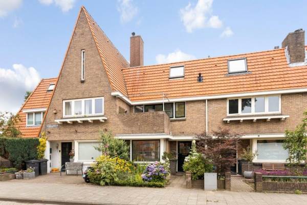 Woning Pastoor van Arsplein 25 Eindhoven
