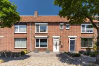 Woning Ruysdaelstraat 70 Rijen