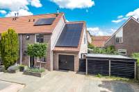 Woning Vogelenzang 46 Wijk en Aalburg