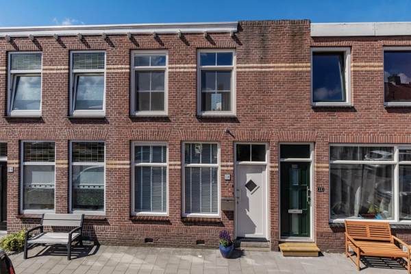 Woning Van Leeuwenstraat 18 IJmuiden