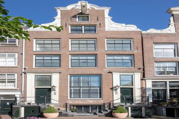 Woning Achtergracht 13II AMSTERDAM