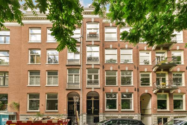 Woning Frederik Hendrikplantsoen 32 Amsterdam