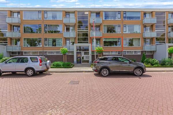 Woning Dronensingel 145 Bodegraven