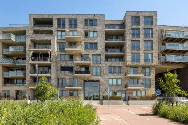 Woning Mary van der Sluisstraat 370 Amsterdam