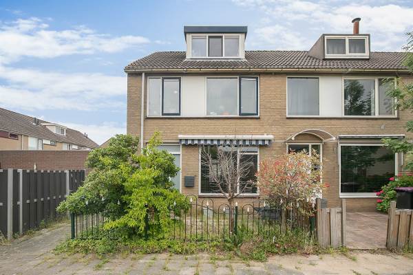 Woning Baarsveen 215 Spijkenisse