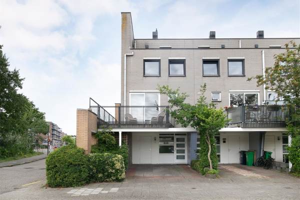 Woning Laan van der Kroft 2 Den Haag