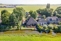 Woning Zuiderwouder Dorpsstraat 28 Zuiderwoude