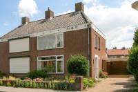 Woning van der Dussenlaan 26 Dussen