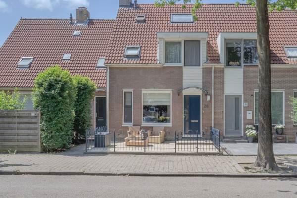 Woning Stijgbeugel 28 Zwaag