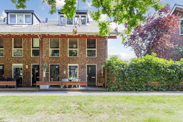 Woning Avondroodvlinder 92 Enschede