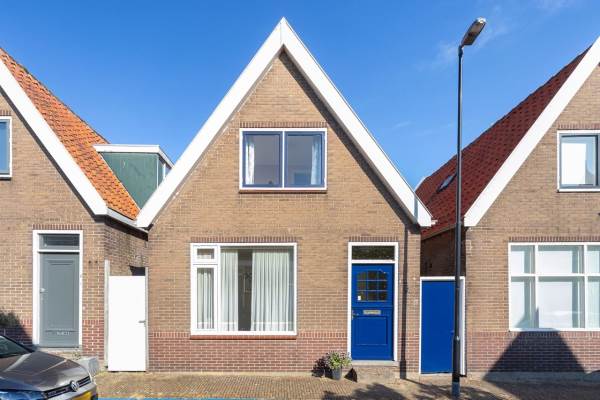 Woning St Lambertusstraat 6 Volendam