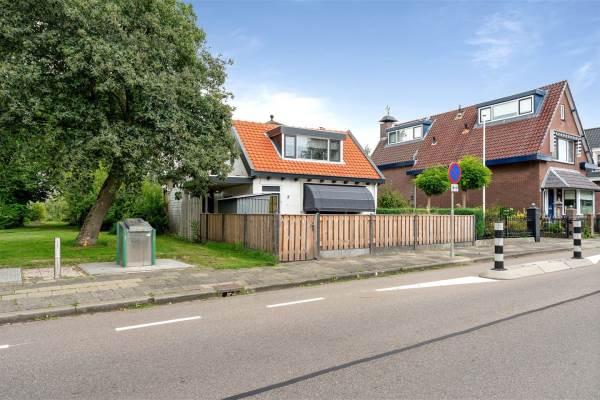 Woning Dorpsstraat 111 Hendrik-Ido-Ambacht