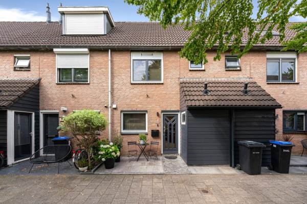 Woning Simon Vestdijk-erf 34 Dordrecht