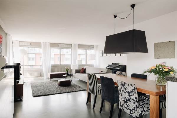 Woning Valkenburgerstraat 57 Amsterdam