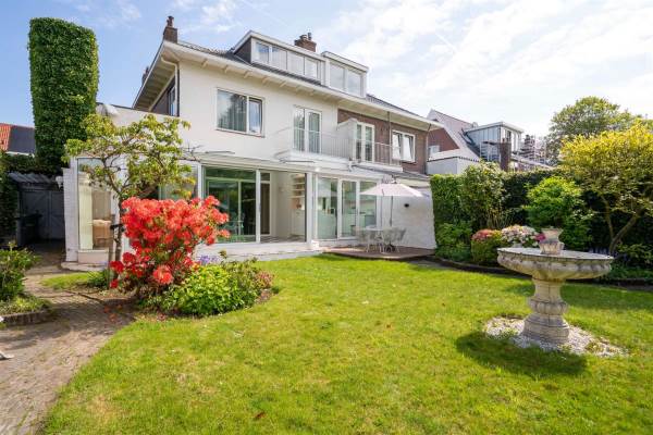 Woning Van Zuylen van Nijeveltstraat 21 Wassenaar