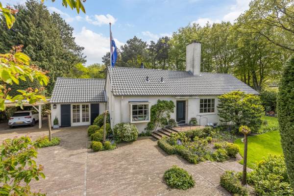 Woning Bloemcamplaan 37 Wassenaar