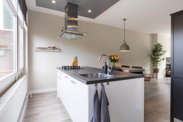 Woning Van Ostadelaan 47A Schiedam