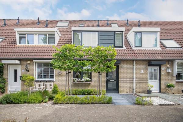 Woning Albert Schweitzerlaan 68 Hellevoetsluis