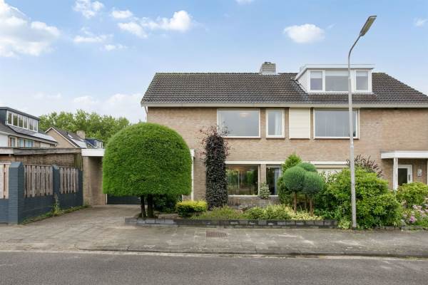 Woning Abraham Kuyperhof 14 Drunen