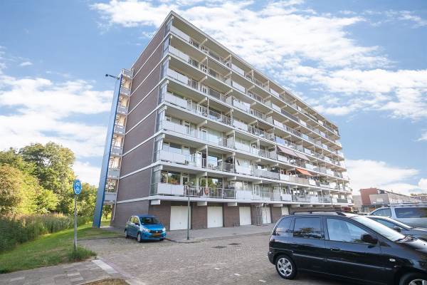 Woning Burgemeester A. van Walsumlaan 229 Vlaardingen