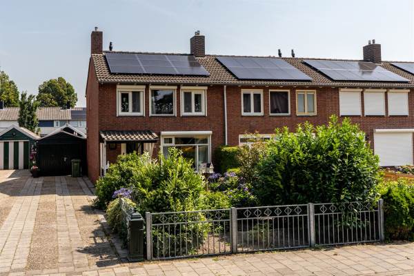 Woning Azaleastraat 75 Musselkanaal