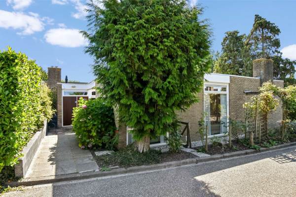 Woning Oranje Nassauplantsoen 16 Benthuizen