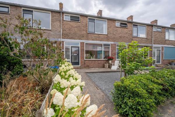 Woning Molenlaan 41 Maasdam