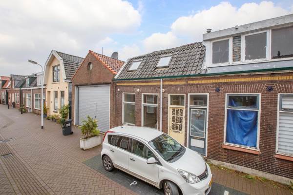 Woning Schoolmeestersstraat 17 ZAANDAM