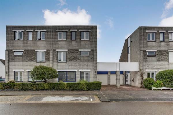 Woning Rijnlaan 10 Spijkenisse